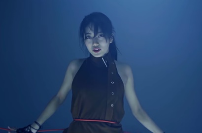 Super Cantik dan Seksi, Suzy Pede Pamer Perut di MV Dance 'Yes No Maybe'