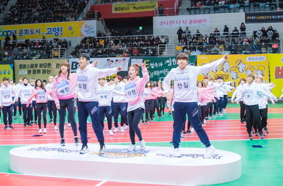 EXO Hingga Twice cs Pamer Senyum Ceria di 'ISAC' 2017, Ada Idolamu?