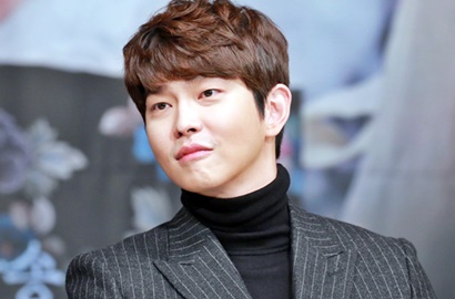 Akhirnya Jadi Pemeran Utama, Yoon Kyun Sang Nervous di 'Rebel Hong Gil Dong'