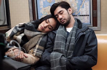 Foto Set Syuting 'Critical Eleven' Sesuai Ekspektasi, Fans Makin Tak Sabar