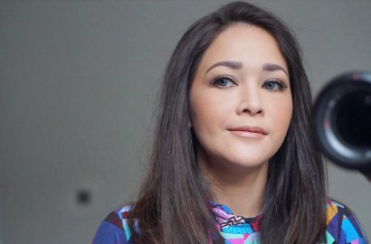 Maia Estianty Rayakan Ultah ke-41 Ditemani Al dan Dul, Fans: Elnya Mana?