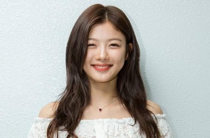 Perdana Sapa Fans Usai Kontroversi, Kim Yoo Jung Pamer Foto Cantik Ini