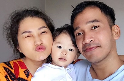 Ruben Onsu Sempat Sisipkan Angpau di Kantong Celana Sang Ayah Sebelum Meninggal