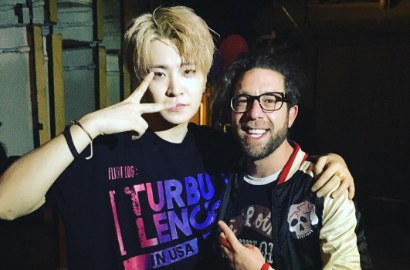 Jumpa Fans di USA, Youngjae GOT7 Ketemu Penyanyi Idolanya