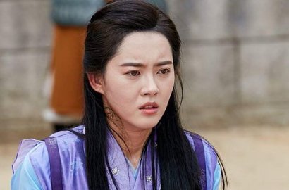 Diikat Bersama Para Petani, Nyawa Go Ara Lagi-Lagi Terancam di 'Hwarang'