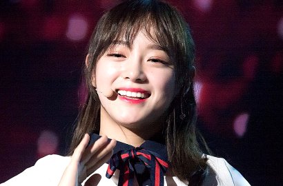 Awas Iri, Beruntungnya Fans-Fans Ini Bisa Foto Sama Sejeong di Sumatra
