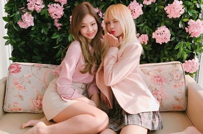 Liburan ke Thailand dengan Ibu, Jennie Black Pink Hang Out Bareng Lisa
