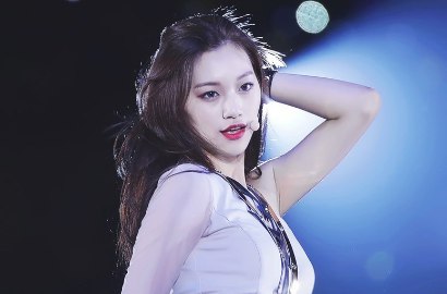 Super Cantik, Kakak Cewek Kim Doyeon Eks IOI Ini Curi Perhatian