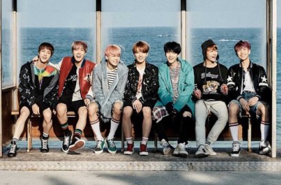 Ceria di Teaser Foto, Album 'You Never Walk Alone' BTS Akan Cerita Soal Ini