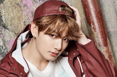 Senyum Manis, Awas Meleleh Lihat Gantengnya Jungkook di Foto Kelulusan
