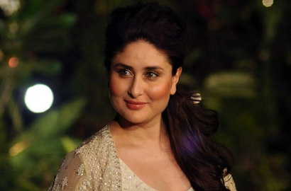 3 Penampilan Catwalk Ala Kareena Kapoor Sebelum dan Sesudah Hamil