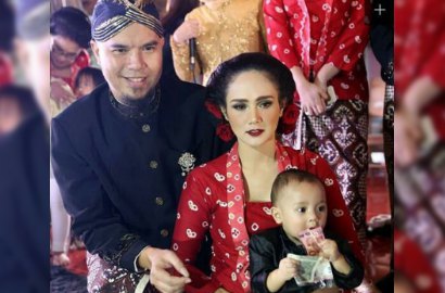 Ada Penampakan 'Wanita Seram' di Foto Dhani Bareng Keluarga, Netter: Itu Mulan Jameela?