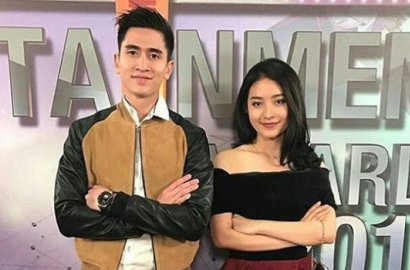 Romantisnya Wilona dan Verrell Saling Suap di Foto Syuting 'Anak Sekolahan'