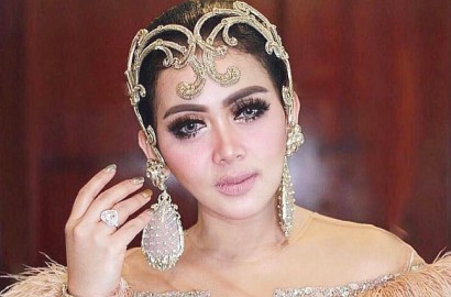 Syahrini Unggah Video Nyanyi 'Secret Love Song' Little Mix, Backing Vocal Dapat Pujian