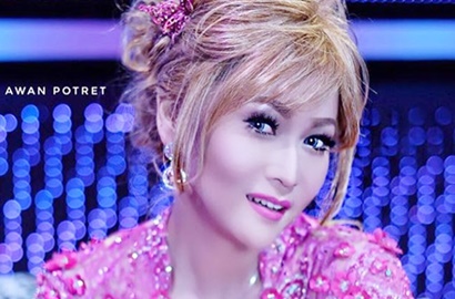 Cantik Mempesona Pakai Beragam Gaun Ini, Inul Dijuluki Barbie-nya Indonesia