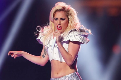 Penuh Adegan Laga, Lady GaGa Menggila di Video Klip 'John Wayne'