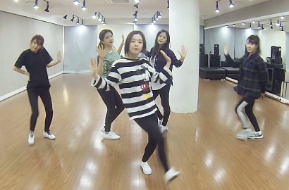 Pakai Make Up Tipis, Red Velvet Enerjik di Video Latihan Dance 'Rookie'
