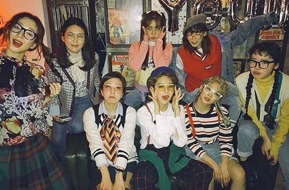 Meriahnya SNSD Gelar Pesta Bertema Retro untuk Rayakan Ultah Sooyoung