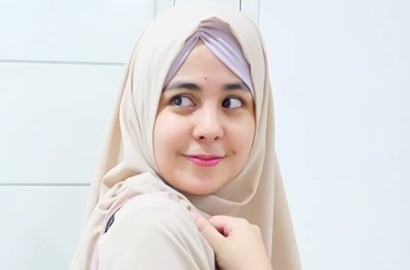 Risty Tagor Akui Pernah Tergoda Buka Jilbab Karena Ini