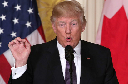 Mirip, Surat Kabar Dominika Salah Pasang Foto Trump dengan Aktor Ini