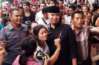 Pede Namanya Akan Dikenal 100 Tahun Lagi Ketimbang Pilkada, Ahmad Dhani Diejek Sombong