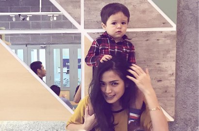 Melasnya Jessica Iskandar Rayakan Valentine Tanpa Suami, Posting Ini di IG