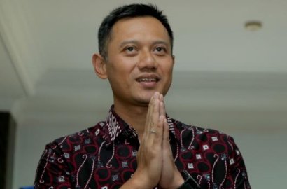 Kalah di TPS Sendiri, Agus dan Sylviana Tuai Simpati Netizen