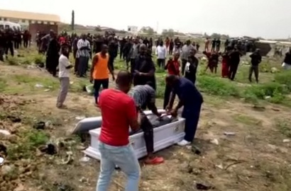 Nggak Bayar Utang, Jasad Pria Ini Diambil dari Peti Sebelum pemakaman