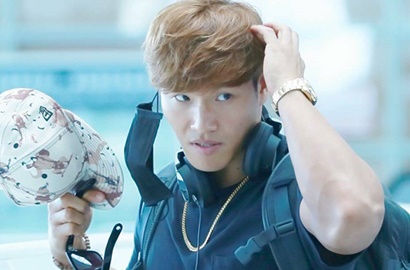 Ketagihan Nonton 'Voice', Kim Jong Kook Pamer Adu Ganteng Bareng Jang Hyuk