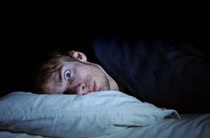 Pil Tidur Nggak Mumpuni? Begini Cara Kurangi Gejala Insomnia