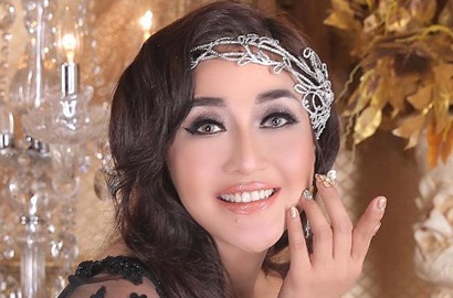 Bukan Kosmetik atau Oplas, Ini Rahasia Cantik Paramitha Rusady di Usia Setengah Abad
