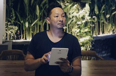 Beredar Foto di Restoran Babi Guling, Ini Klarifikasi Ringgo Agus Rahman