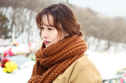 Khusyuk Berdoa, Goo Hye Sun Cantik Bak Dewi di 'You're Too Much'