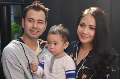 Akhirnya Umrah Bareng Istri, Raffi Ahmad Bakal Lakukan Ini di Depan Ka'bah