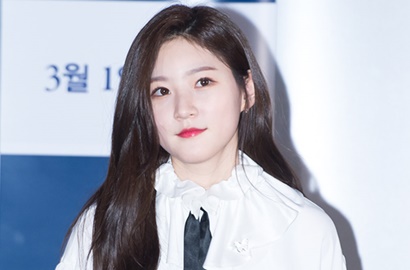 Tampil Cantik di Preskon 'Snowy Road', Begini Transformasi Kim Sae Ron