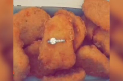 Lamar Kekasih, Pria Ini Sembunyikan Cincin di Makanan Cepat Saji