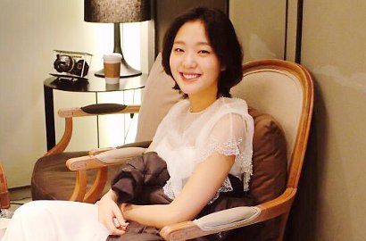 Pernah Diolok Jelek, Kim Go Eun Sebut Semua Wanita Itu Cantik