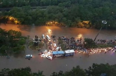 Jakarta Banjir Hebat, Pengendara Motor Diijinkan Masuk Tol