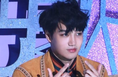 Ini yang Terjadi Saat Fans 'Lucuti' Pakaian Kai EXO di Gaon Chart