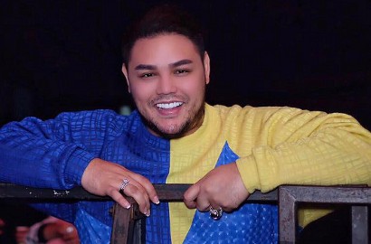 Beredar Foto Lawas Ivan Gunawan, Netter Malah Fokus ke Sosok Artis Seksi Ini