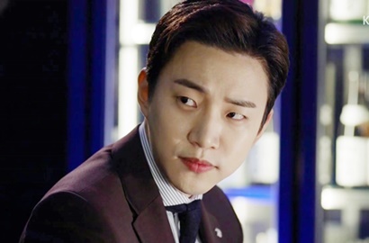 Antagonis di 'Chief Kim', Kocaknya Junho 2PM Hampir Menangis Karena Petugas Kebersihan