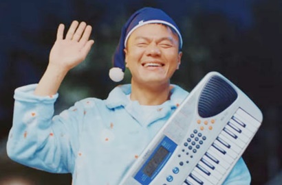 JYP Jadi Cameo Kocak di MV 'Knock Knock', Ini Tanggapan Member Twice