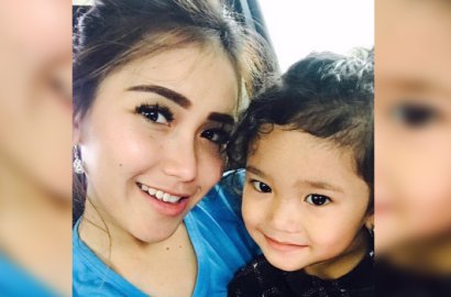 Ayu Ting Ting Sindir Wanita Berhijab Punya Mulut Sampah, Netter Murka