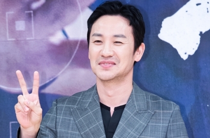 Usai Skandal Seksualnya, Uhm Tae Woong Berani Bintangi  'Excavator'