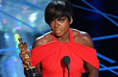 Cetak Sejarah, Pidato Kemenangan Viola Davis di Oscars 2017 Buat Haru