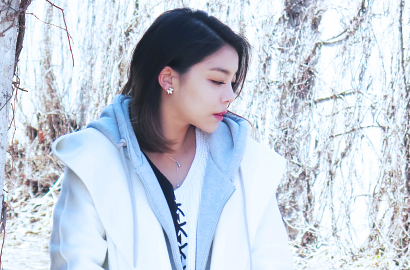 Ailee Nikmati Kesendirian di MV 'Reminiscing'