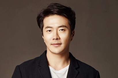 Syuting Perdana Adegan Sulit, Kwon Sang Woo Dipuji Sutradara 'Mystery Queen'