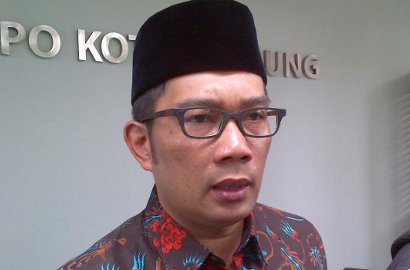 Tanggapi Bom Bandung, Ridwan Kamil Pastikan Pegawai Kelurahan Arjuna Selamat