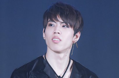 Usai 'Foto Kencan', Dongwoo Bikin Heboh Hadiri Event Fansite