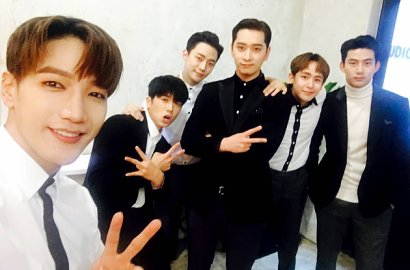 Batalkan Konser Demi Tunggu Jun.K Pulih, Loyalitas 2PM Tuai Pujian